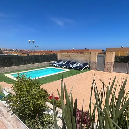 Ajana Villa *