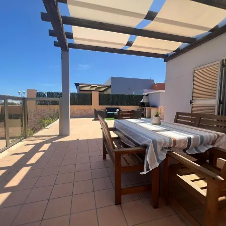 Ajana Villa *