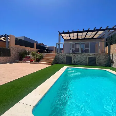 Ajana Villa *