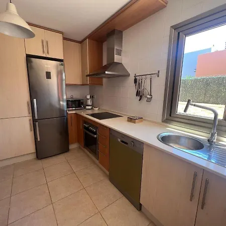 Ajana ヴィラ カレタ・デ・フステ