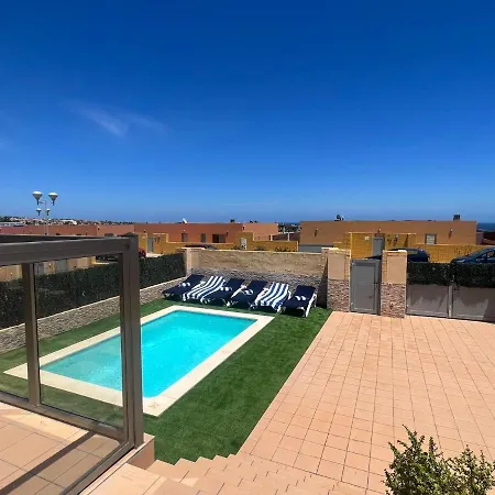 Ajana * カレタ・デ・フステ